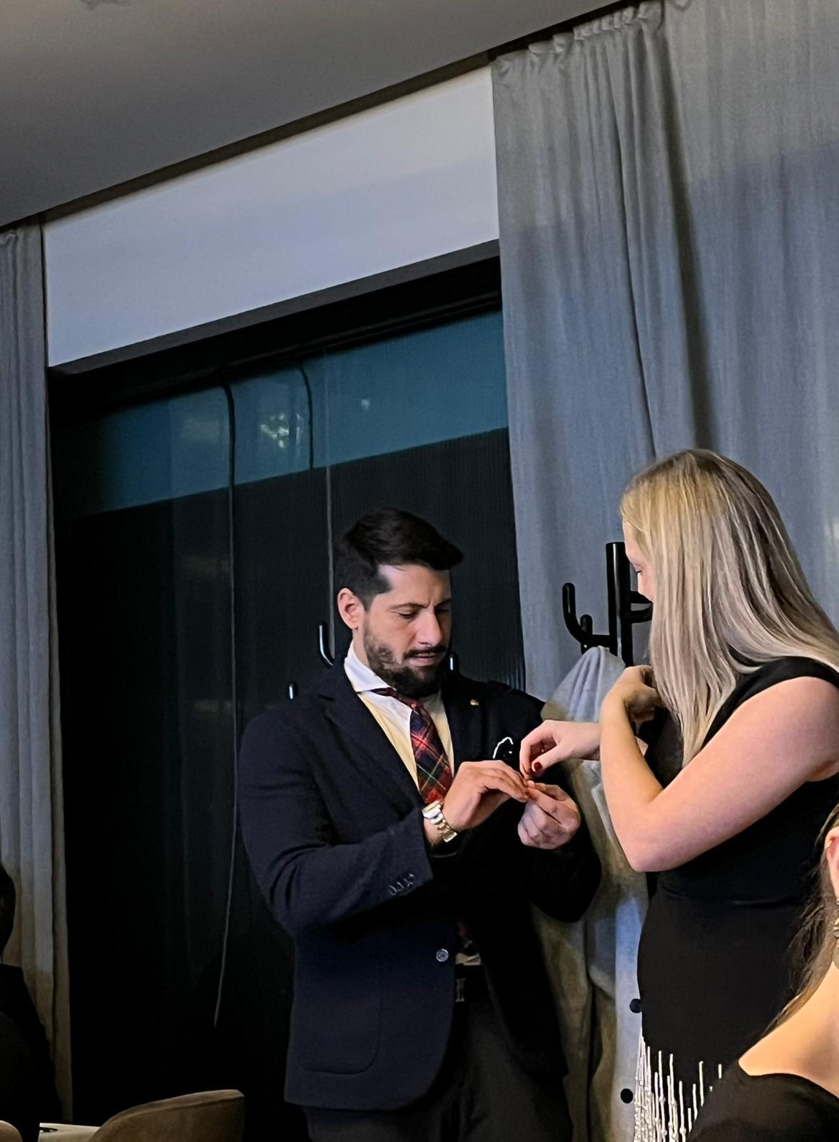 SNHK certificate presentation